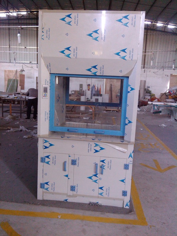 Portable Fume Hood with Airflow Controller 1500*850*2350 mm Size and 1296m3/h Exhaust Volume for Lab Applications