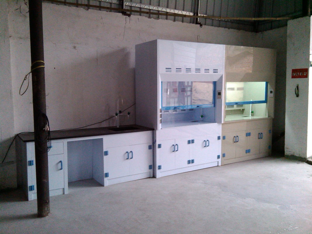Portable Fume Hood with Airflow Controller 1500*850*2350 mm Size and 1296m3/h Exhaust Volume for Lab Applications